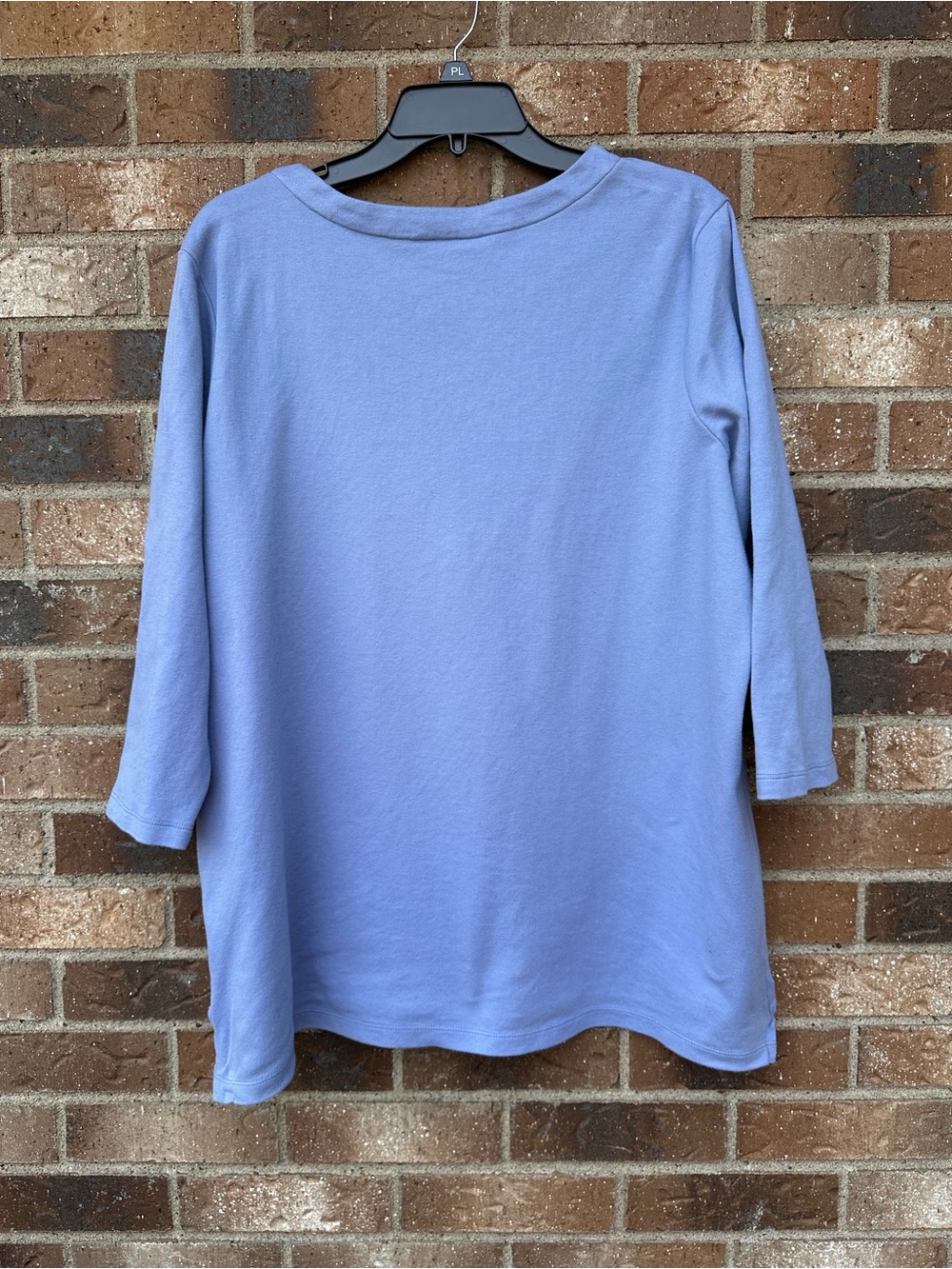 Orvis Light Blue Notch-Neck Three-Quarter Sleeve Top, sz. XL - Picture 2 of 5